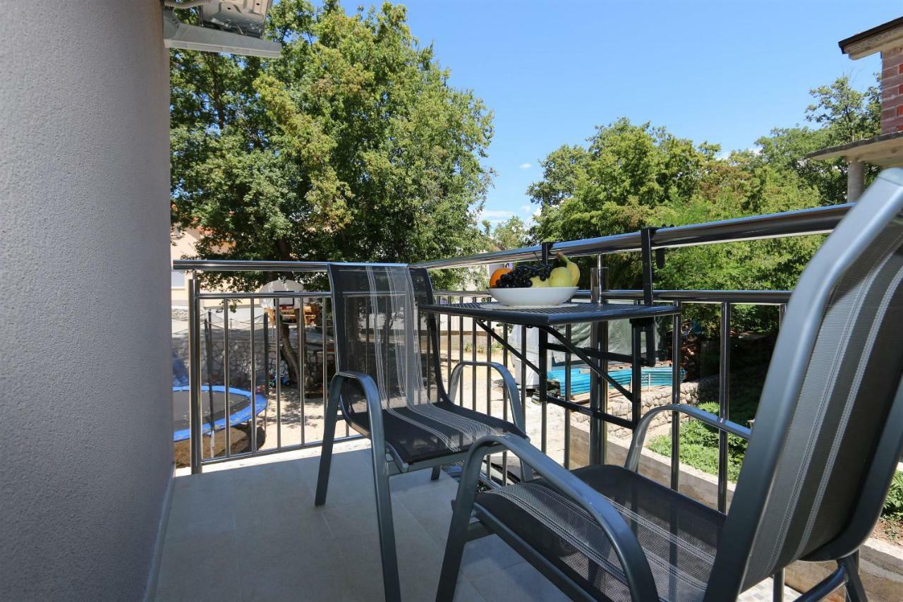 Apartments Maric-Hlapa Соліне Екстер'єр фото