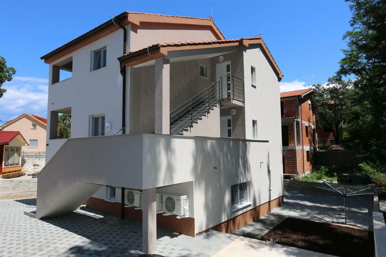 Apartments Maric-Hlapa Соліне Екстер'єр фото
